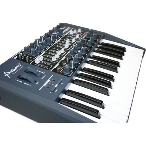 Arturia Minibrute