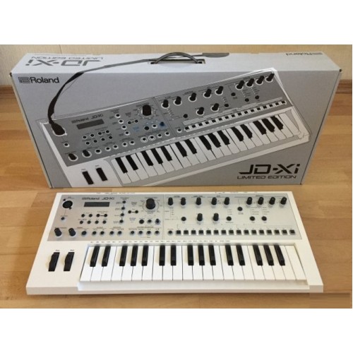 Roland JD-Xi-wh