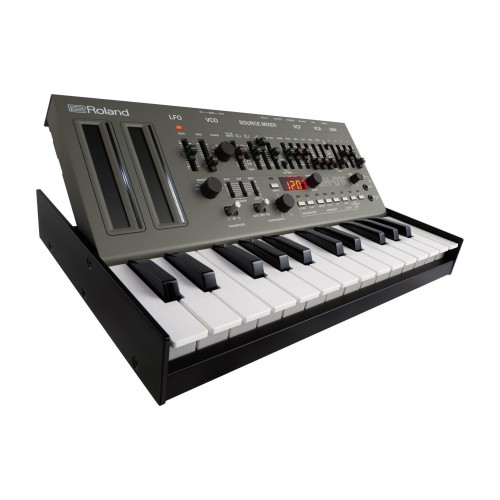 Roland A-01