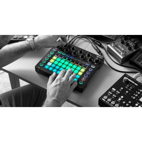 Novation CIRCUIT